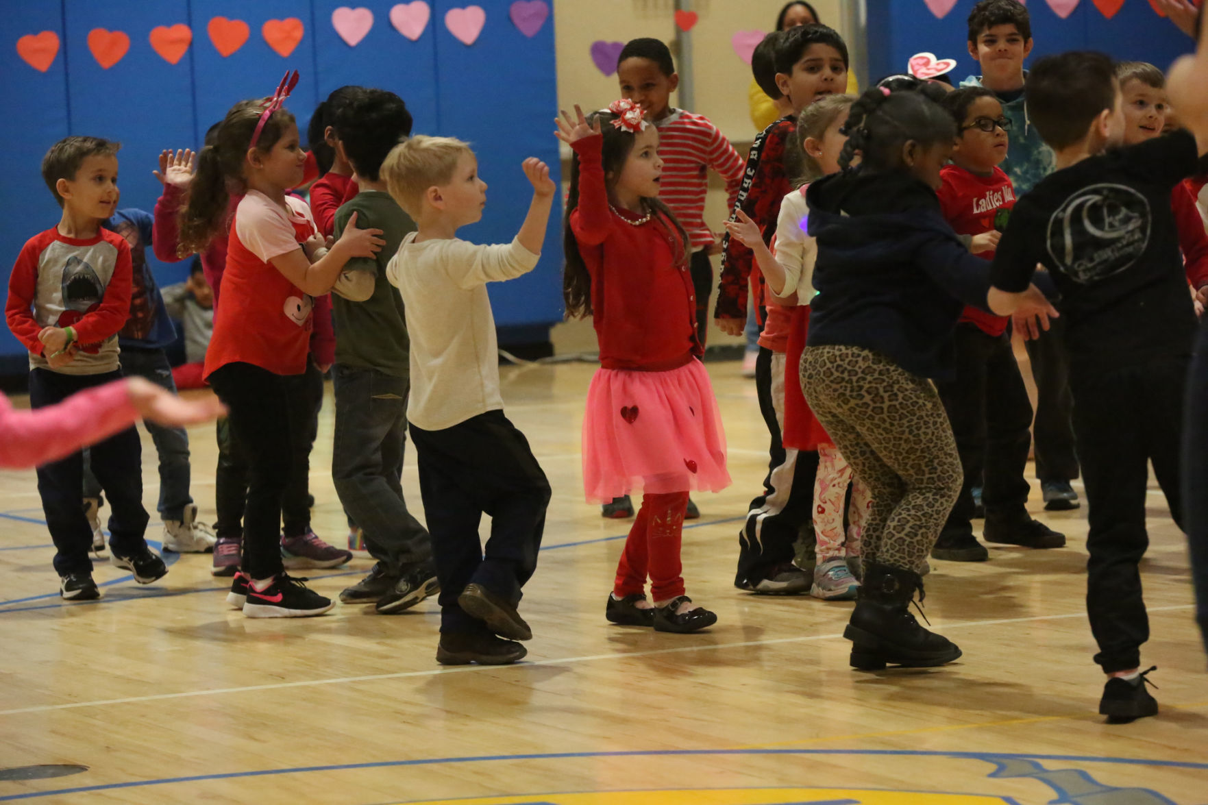 Marsh School dance and jump rope contest